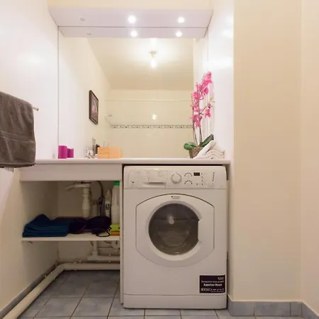 Apartmán Chic With Bar In Paris Saint-Denis (Seine-Saint-Denis)